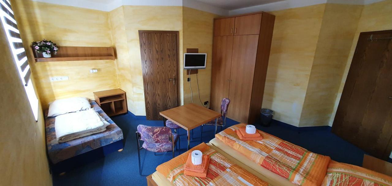 Hotel Alte Post Zu Stetzsch Drezno Zewnętrze zdjęcie